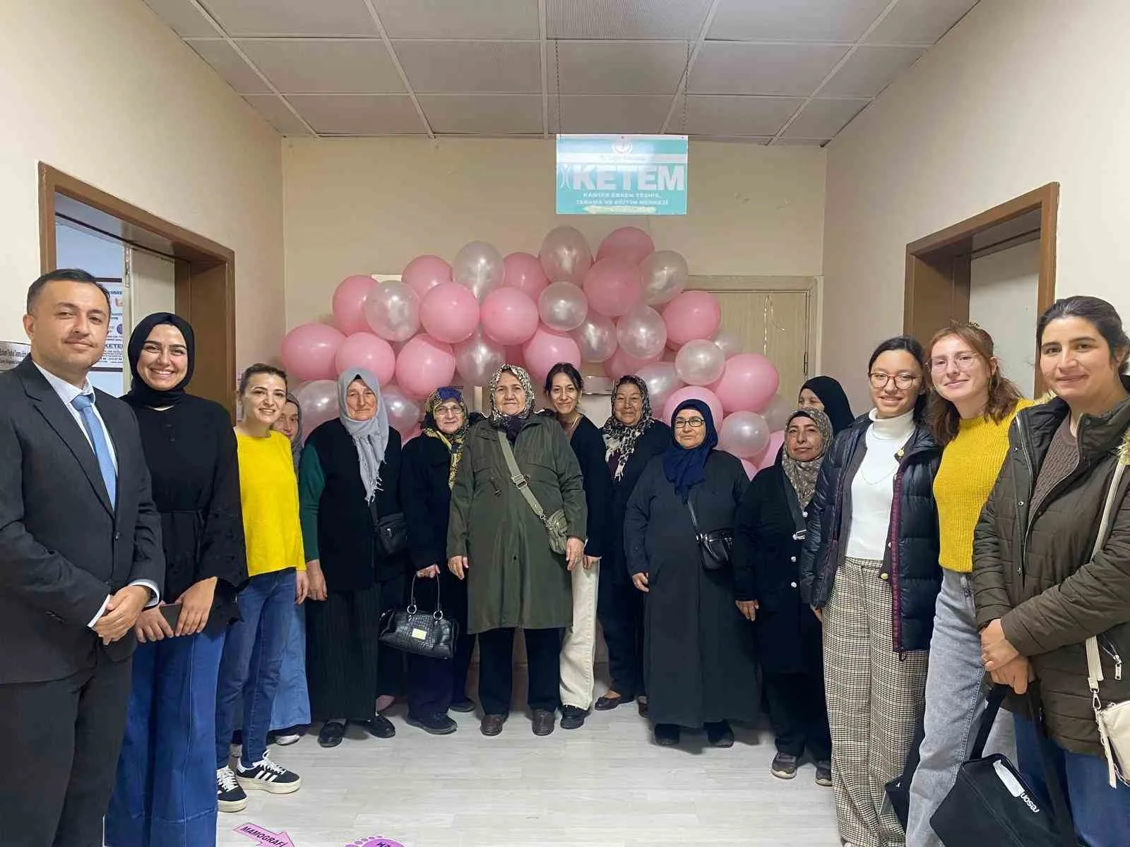 Afyonkarahisar Merkez Toplum Sağlığı Merkezi tarafından ‘Meme Kanseri Farkındalık Ayı”