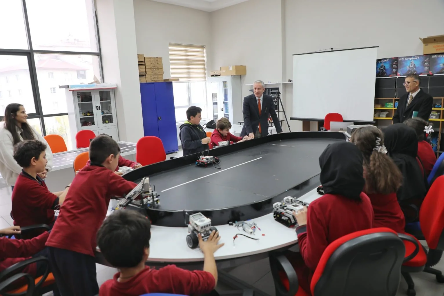 Ağrı’da öğrencilerin erken yaşta kodlama, yazılım ve teknoloji alanlarında yetkin