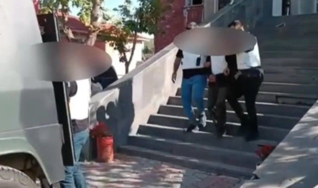 Ağrı’da husumetli iki grup arasında adliye yakınlarında çıkan silahlı kavgaya