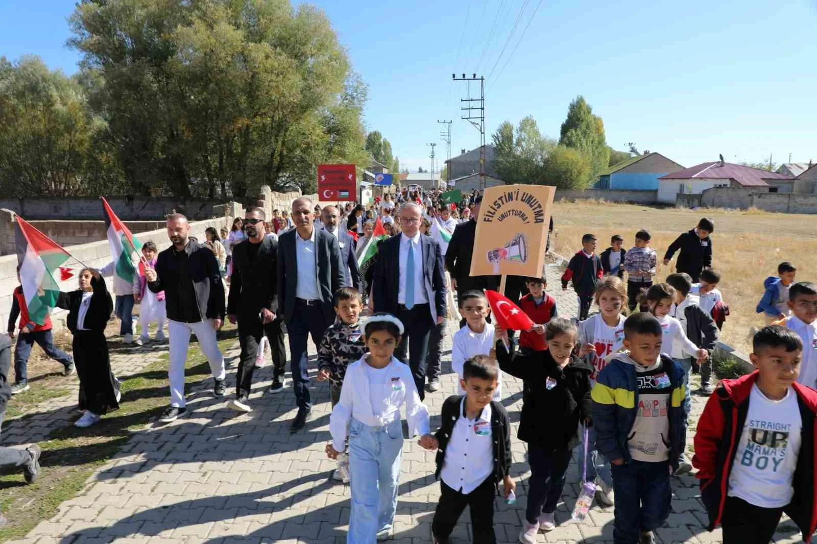 Ağrı İl Milli Eğitim Müdürü Hasan Kökrek, Mehmet Şerafettin Yaltkaya