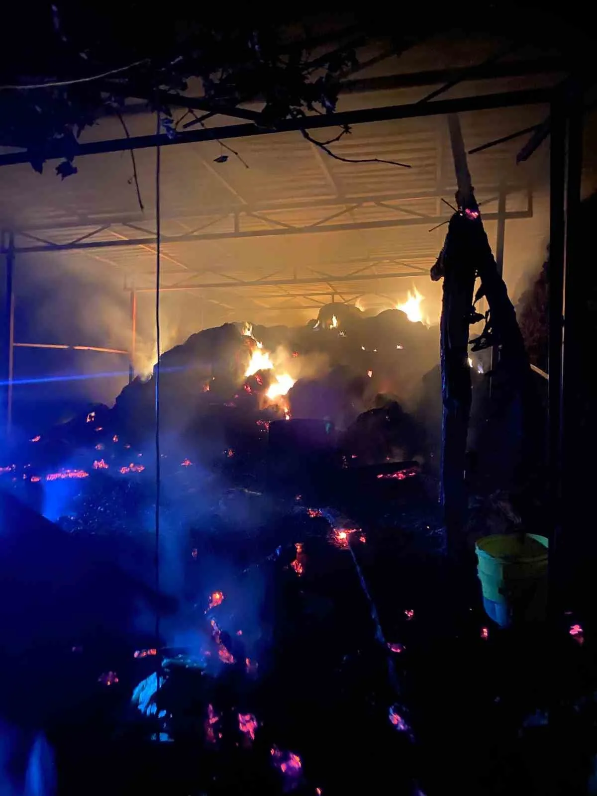 Antalya’nın Gazipaşa ilçesi Göçük Mahallesi Sümbüller mevkiinde Hayati Yaman’a ait