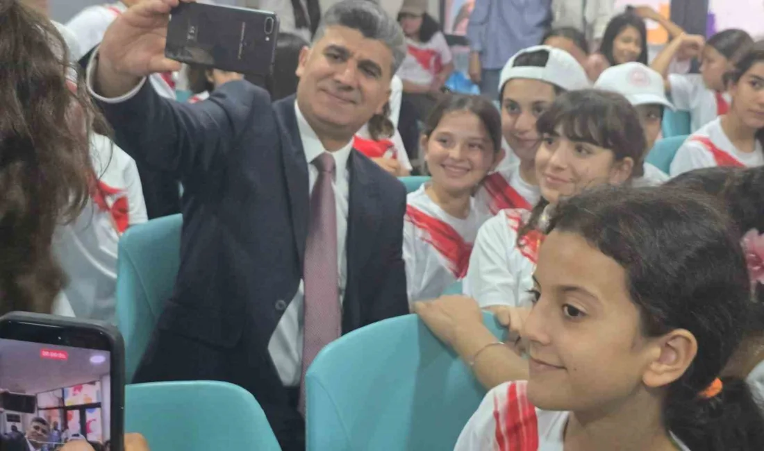 Akdeniz Kaymakamı ve Belediye Başkan Vekili Zeyit Şener, Gençlik ve