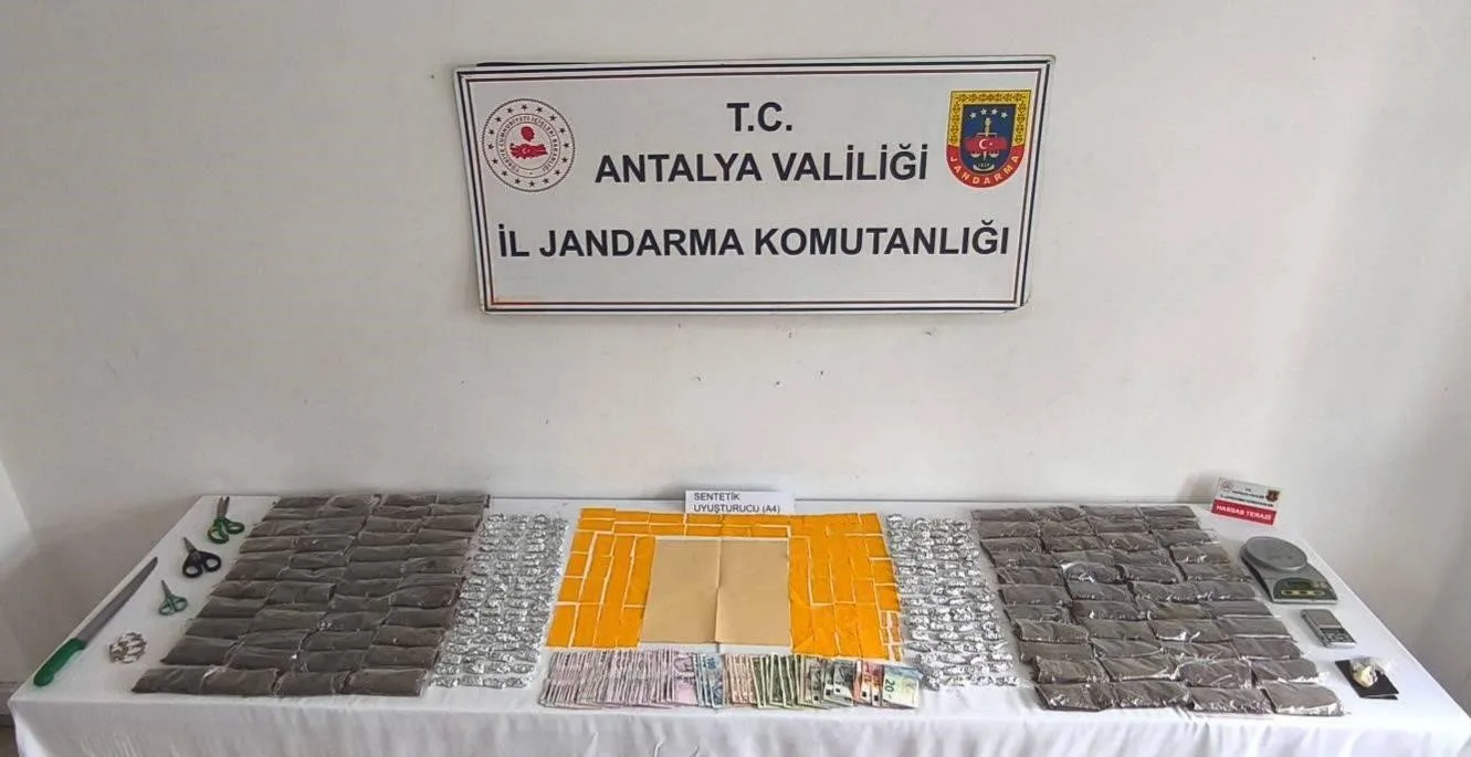 Antalya İl Jandarma Komutanlığı ekiplerince, uyuşturucu madde ticaretine yönelik yürütülen