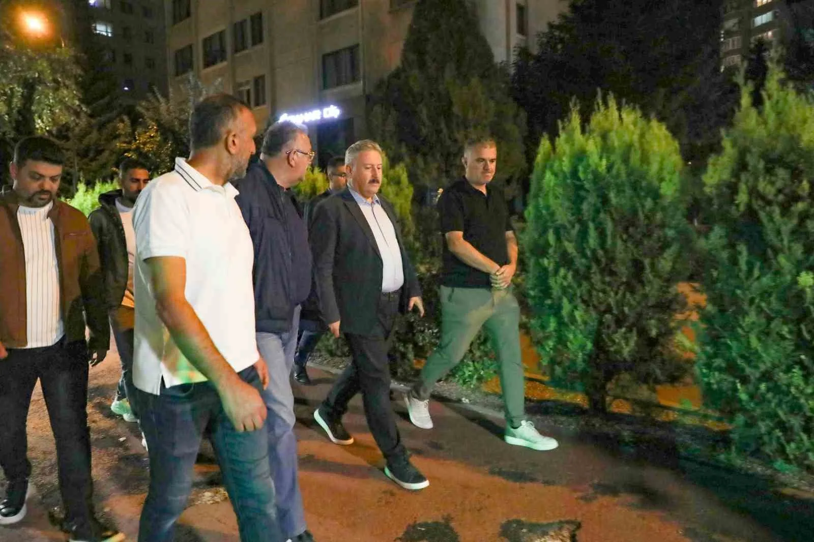 Melikgazi’de vatandaşların daha konforlu, rahat ve güvenli bir şekilde vakit