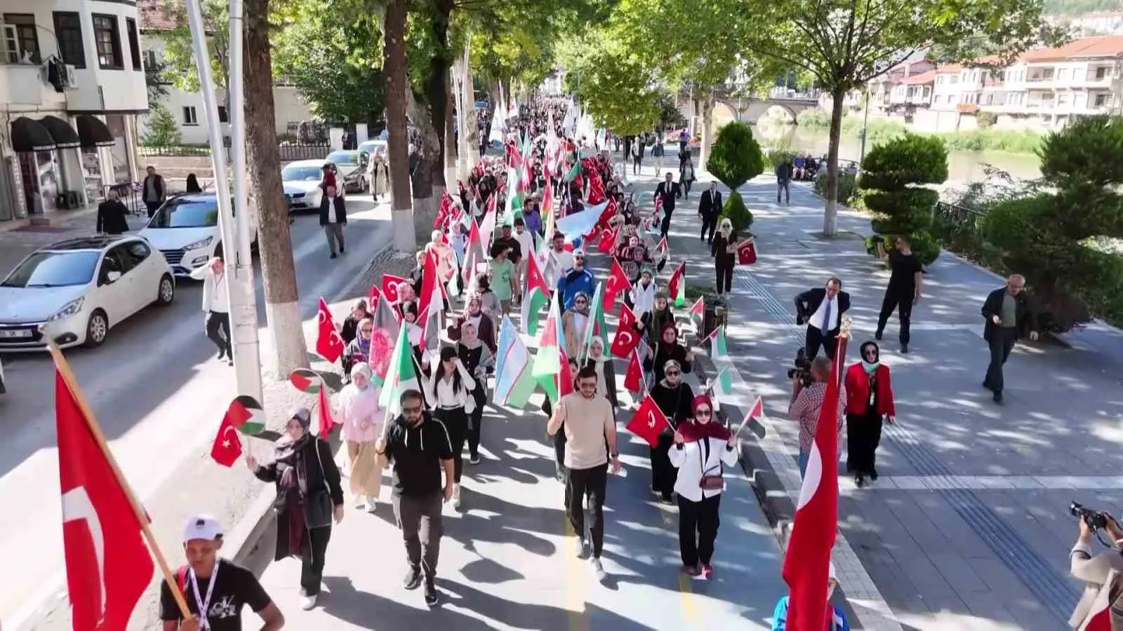Amasya’da üniversite öğrencileri tarafından ‘Dilimiz farklı, kalbimiz aynı’ temalı Filistin’e