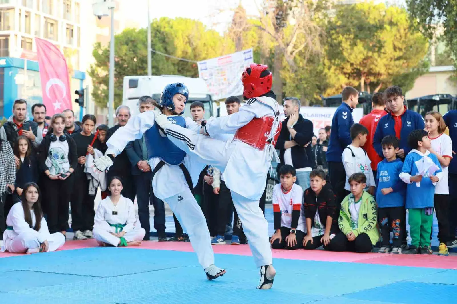 DENİZLİ (İHA) – Denizli’de Amatör Spor Haftası etkinlikleri kapsamında, sporcu