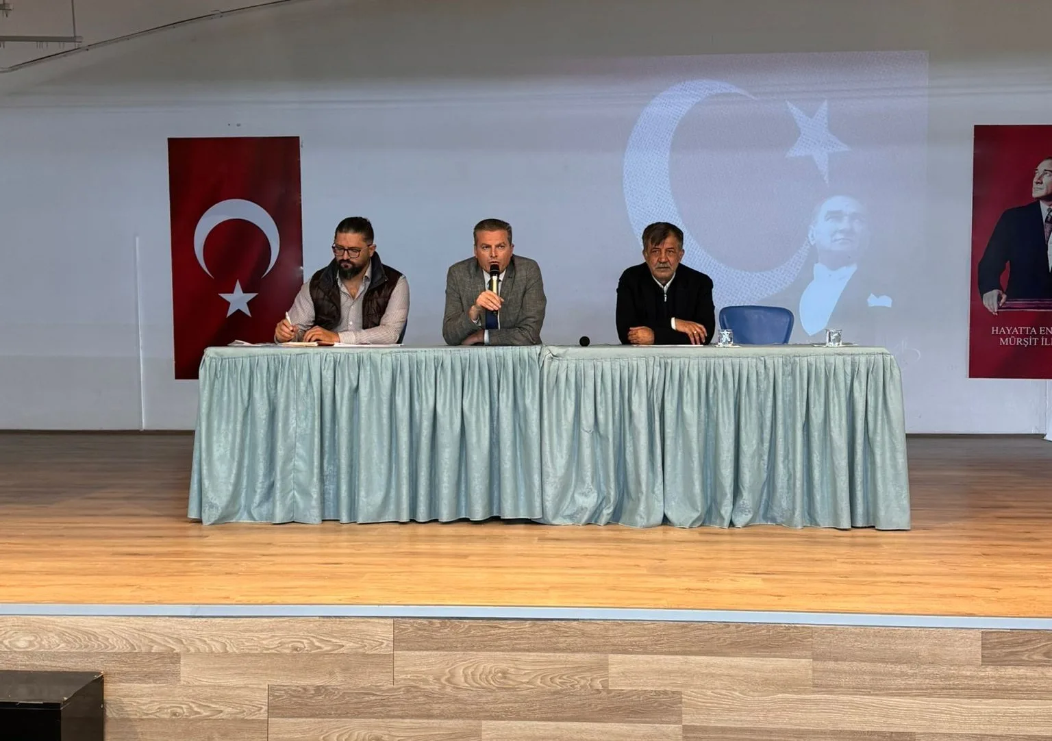 Eskişehir İl Millî Eğitim Müdürlüğümüzce yürütülen Anadolu Mektebi Yazar Okumaları