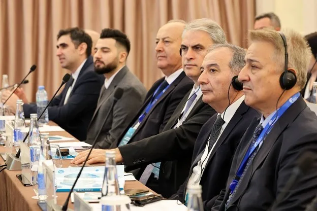 Anadolu Üniversitesi, Özbekistan’da Taşkent Uluslararası Üniversitesi ev sahipliğinde gerçekleştirilen Türk