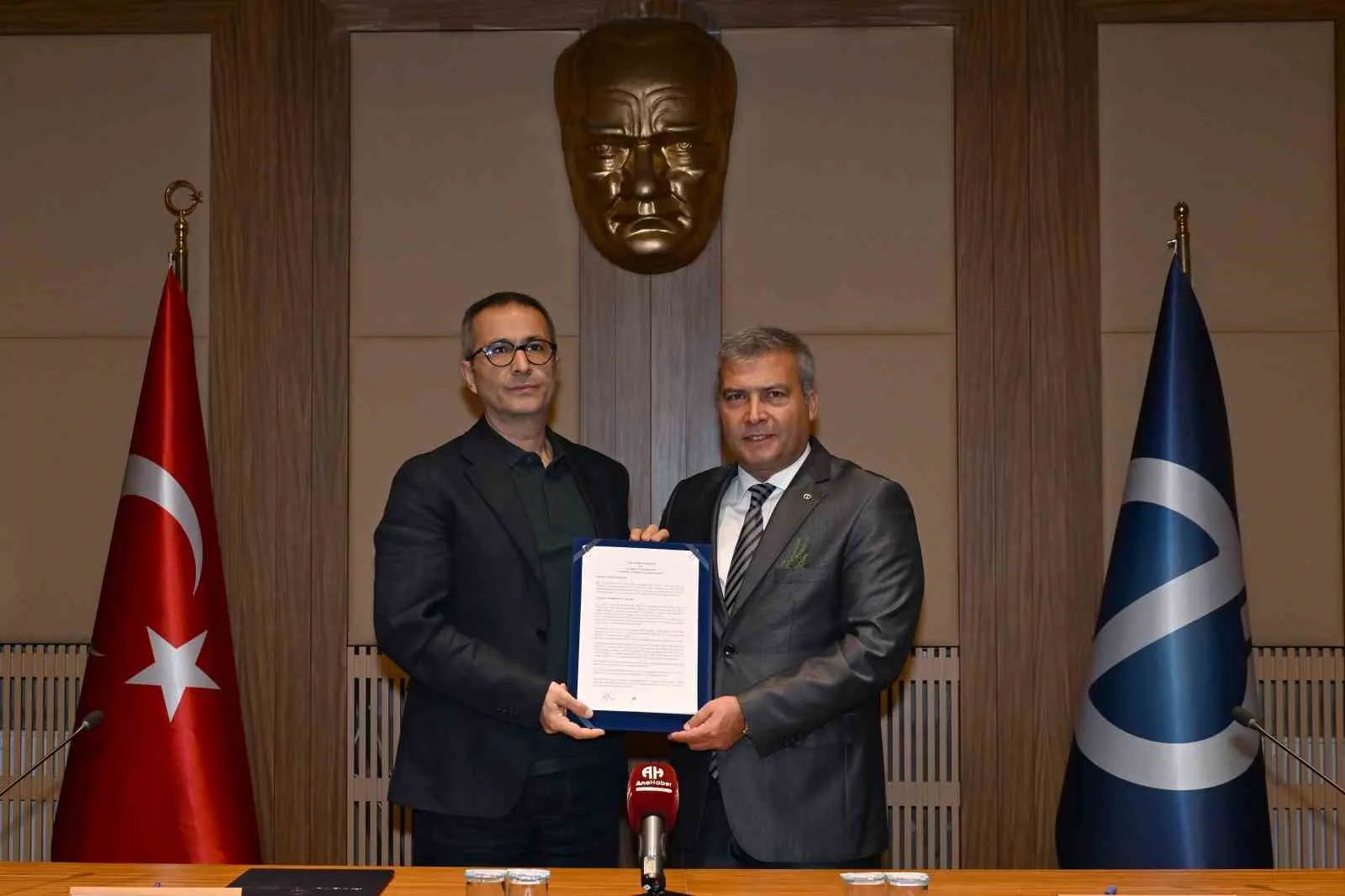 Anadolu Üniversitesi ile Yunus Emre Enstitüsü arasında, Türk dili ve