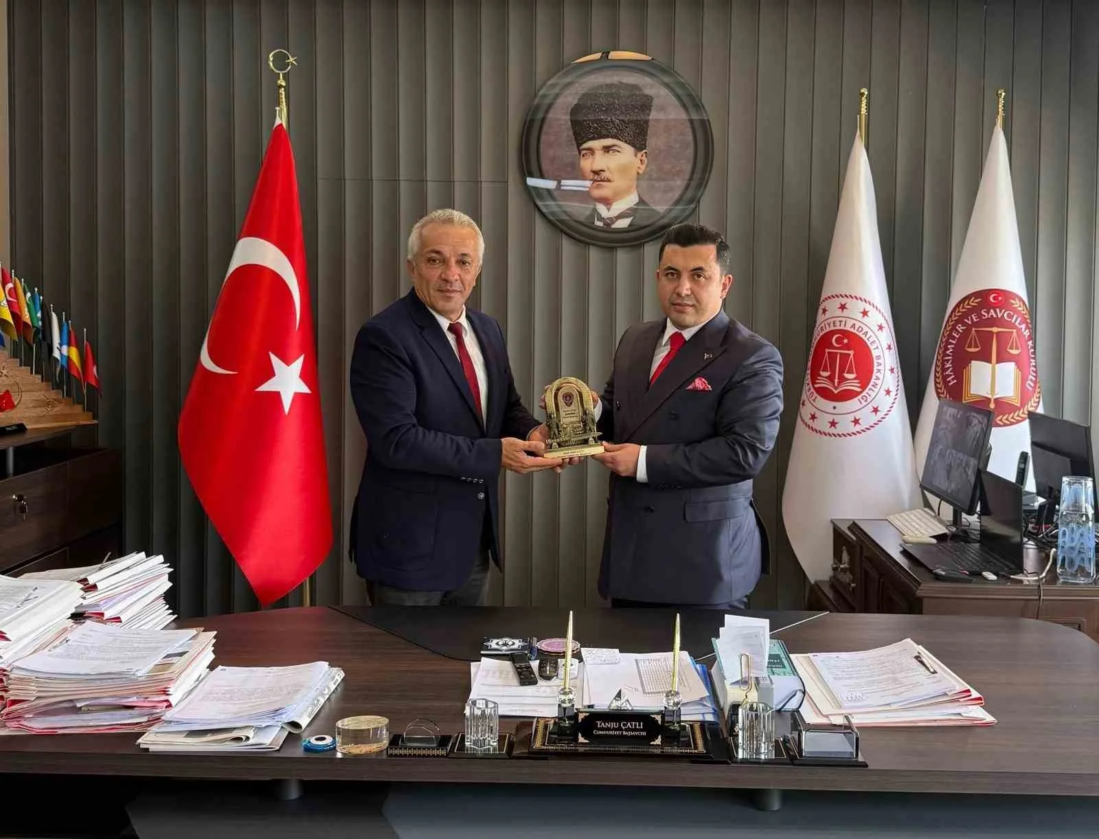 JANVAK Genel Başkanı Hasan Çetin’le bir araya gelen Mersin’in Anamur