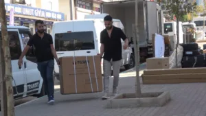 Şırnak’ın Cizre ilçesinde yaşayan engelli genç kıza, Ankara’da görev yapan