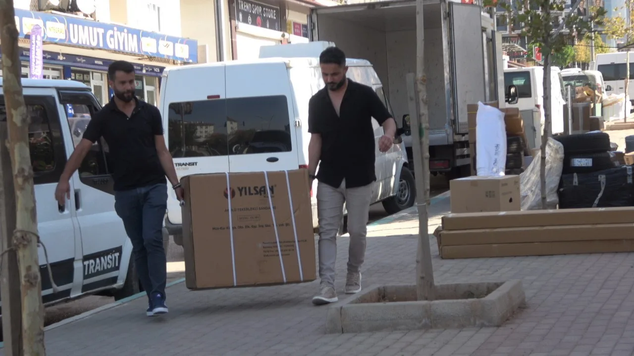 Şırnak’ın Cizre ilçesinde yaşayan engelli genç kıza, Ankara’da görev yapan