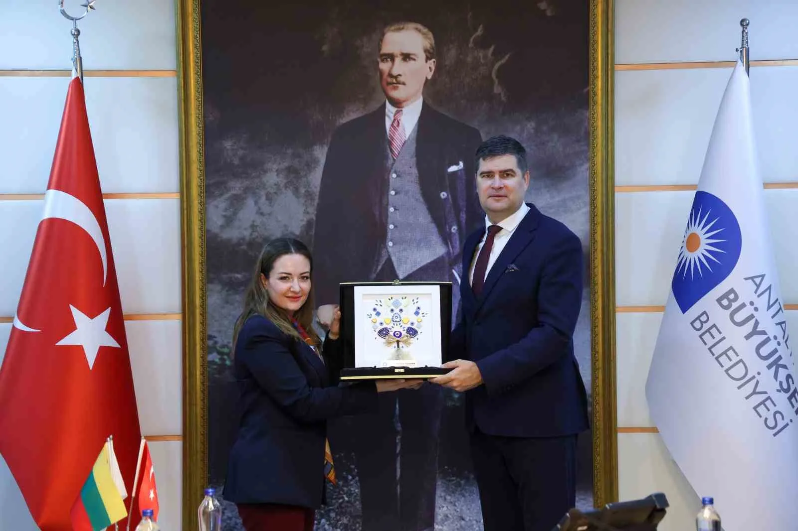 Litvanya’nın venıonys Belediye Başkanı Rimantas Klipius’un ve beraberindeki heyet, Antalya