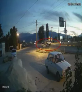 Antalya’nın Elmalı ilçesinde hafif ticari araçla otomobilin çarpıştığı kazada 4