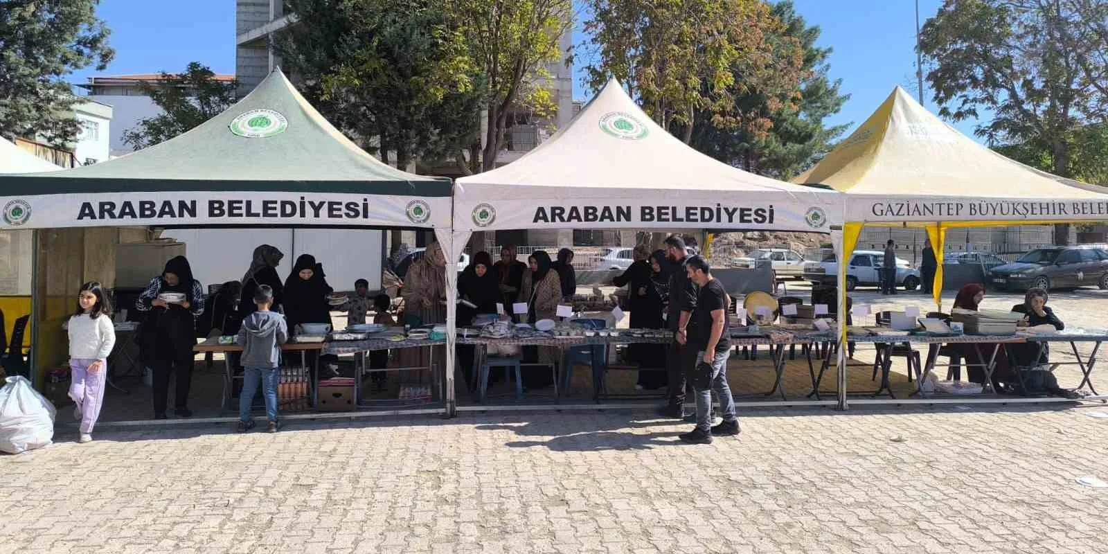 Gaziantep’in Araban ilçesinde çeşitli kurumların ve hayırseverlerin desteğiyle Gazze yararına