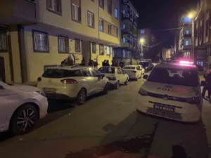 İstanbul’un Arnavutköy ilçesinde evinin önünde silahlı saldırıya uğrayan yabancı uyruklu
