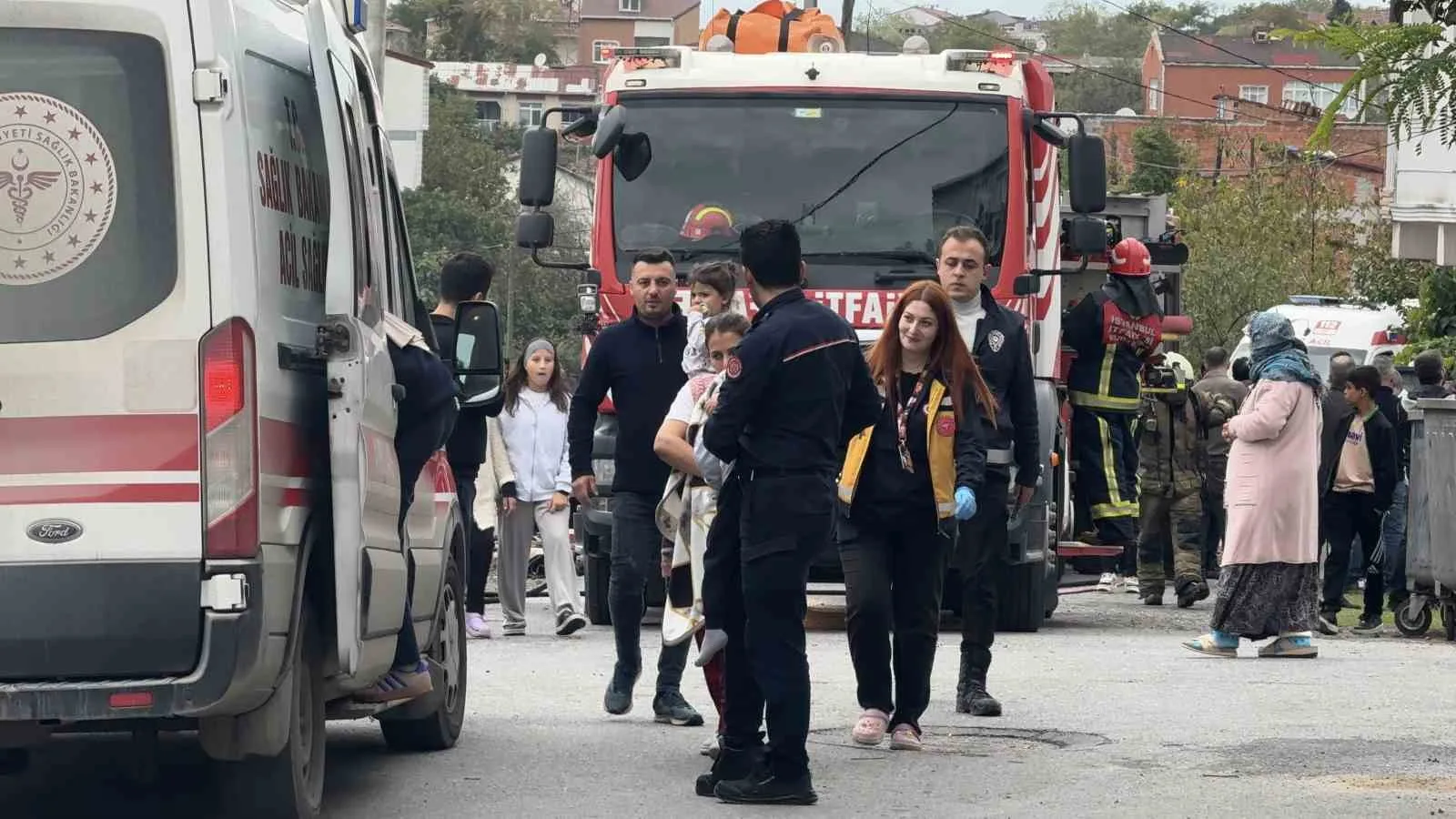 İstanbul’un Arnavutköy ilçesinde 4 katlı bir binanın ikinci katında çıkan