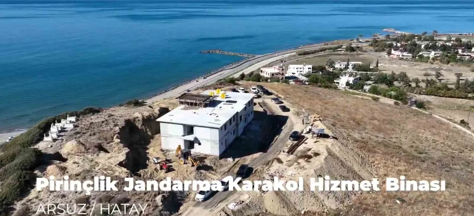 Hatay’ın Arsuz ilçesine inşa edilen Pirinçlik Jandarma Karakol Komutanlığı binasında