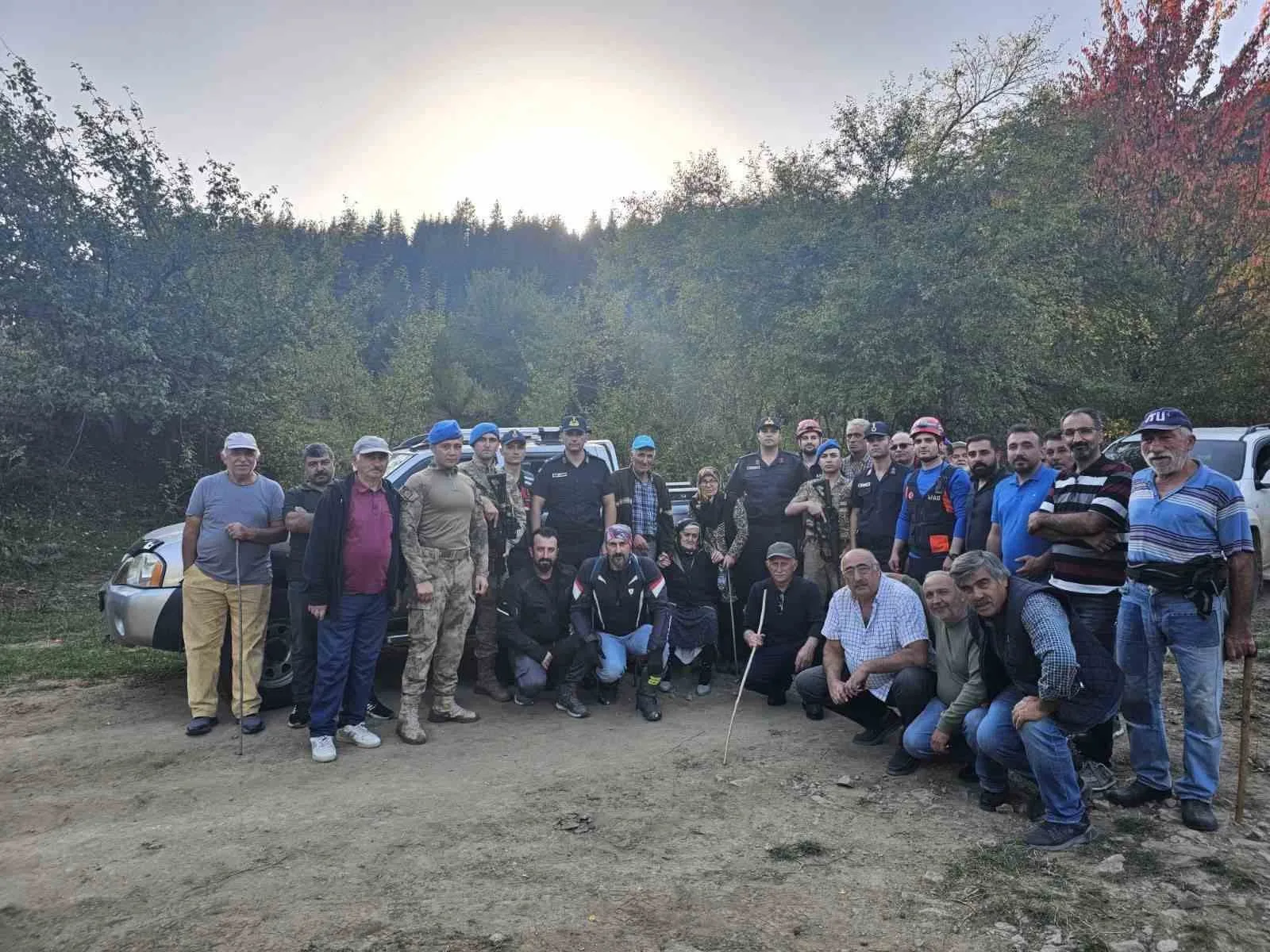 Artvin’in Şavşat ilçesinde kaybolan Alzheimer hastası yaşlı kadın, jandarma ekiplerinin