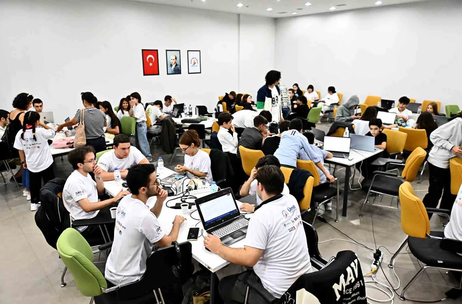 Antalya Muratpaşa Belediyesi Abdullah Sevimçok Sivil Toplum ve İnovasyon Merkezi