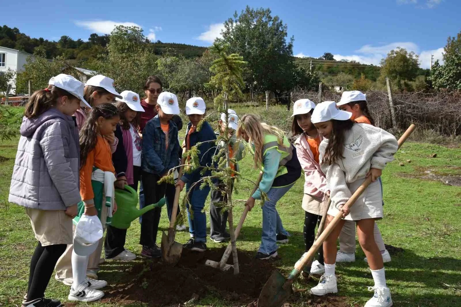 Samsun’un Atakum Belediyesi’nin çocuklarda doğa farkındalığı oluşturmak amacıyla düzenlediği etkinlikte,
