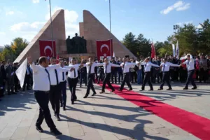 Atatürk Üniversitesi 2025-2006 Akademik yılı Yükseköğretim Kurulu (YÖK) Başkanı Prof.