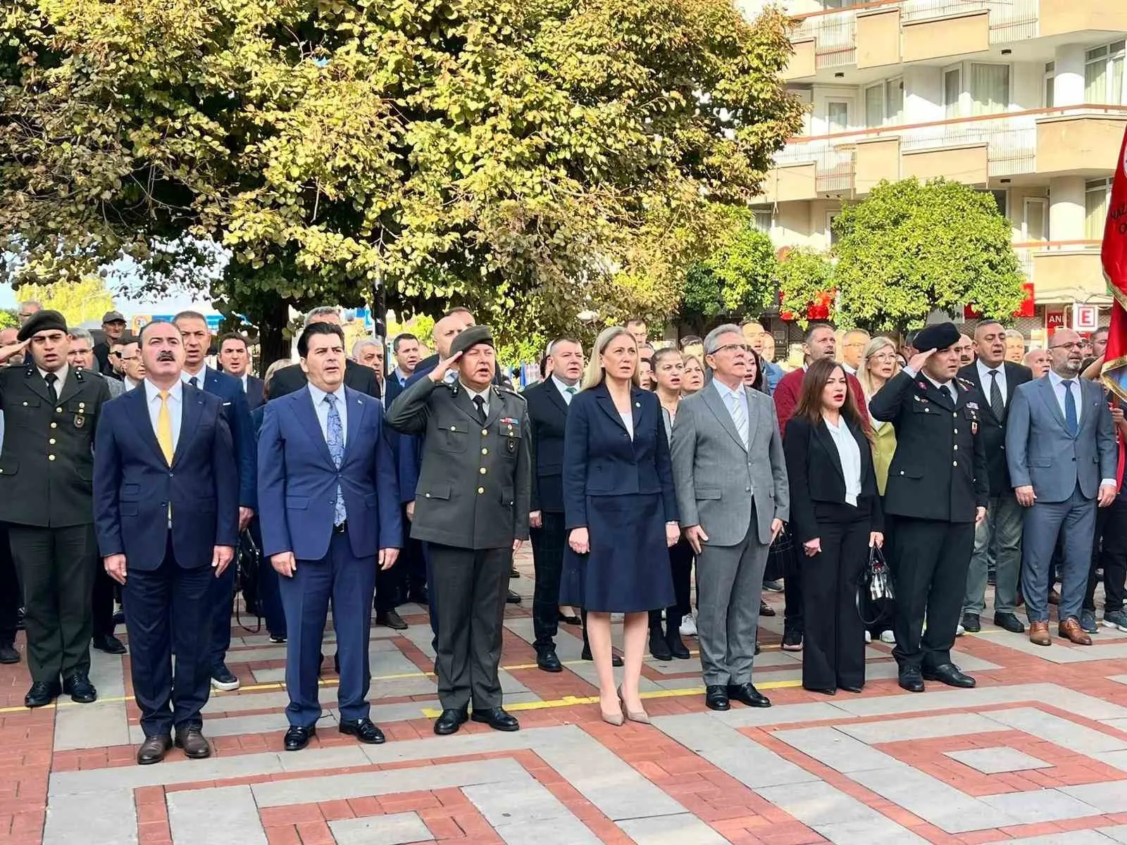 Aydın’ın Nazilli ilçesinde Cumhuriyetin kurucusu Gazi Mustafa Kemal Atatürk’ün ilçeye