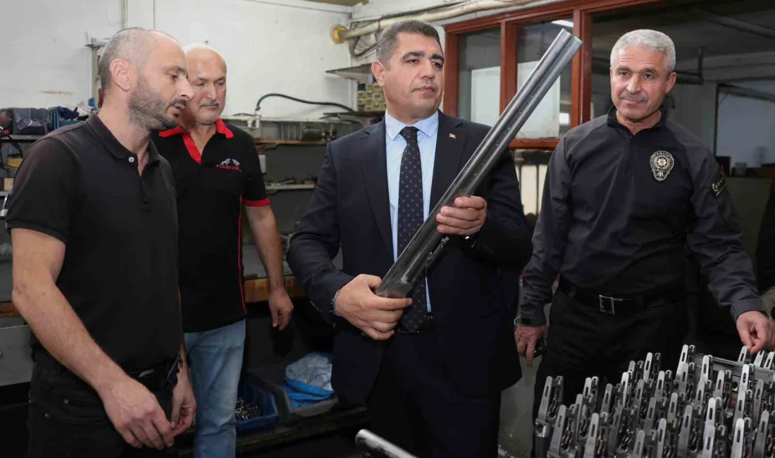 DÜZCE (İHA) – Düzce Valisi Selçuk Aslan Düzce’de av tüfeği