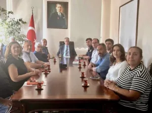 Kuşadasında yaşayan ve Nesli Tehlike altında olan Aydın Gaşağı (Rhaponticoides