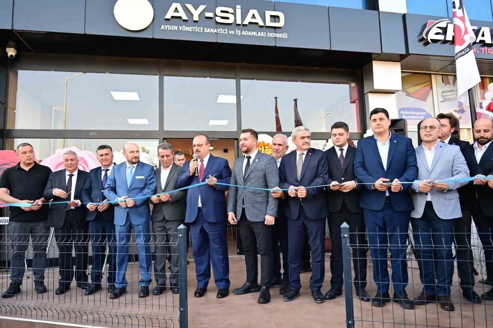 Aydın Yönetici Sanayici ve İş Adamları Derneği (AYSİAD) düzenlenen törenle