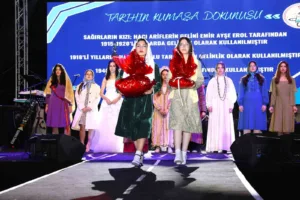 Babadağ’ın köklü dokuma geleneği, DOSTEK Koleji öğrencilerinin çağdaş tasarımlarıyla “Tarihin