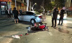 Samsun’un Bafra ilçesinde otomobil ile motosikletin çarpıştığı kazada 1 kişi