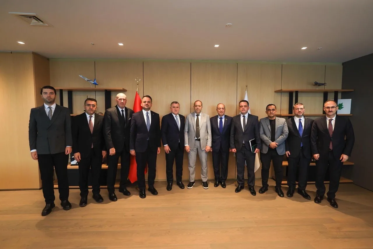 Gençlik ve Spor Bakanı Osman Aşkın Bak ile Suriye Gençlik