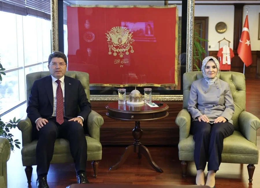 Aile ve Sosyal Hizmetler Bakanı Mahinur Özdemir Göktaş ile Adalet