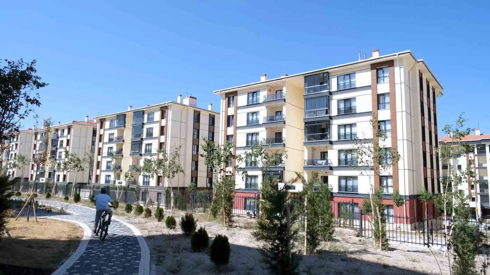 Çevre, Şehircilik ve İklim Değişikliği Bakanı Murat Kurum, TOKİ’nin ‘İlk