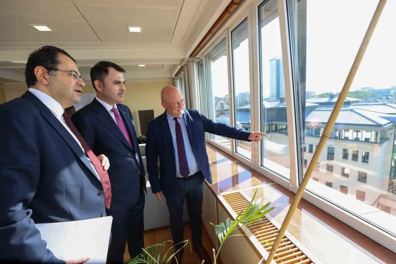 Çevre, Şehircilik ve İklim Değişikliği Bakanı Murat Kurum, Belçika’nın başkenti