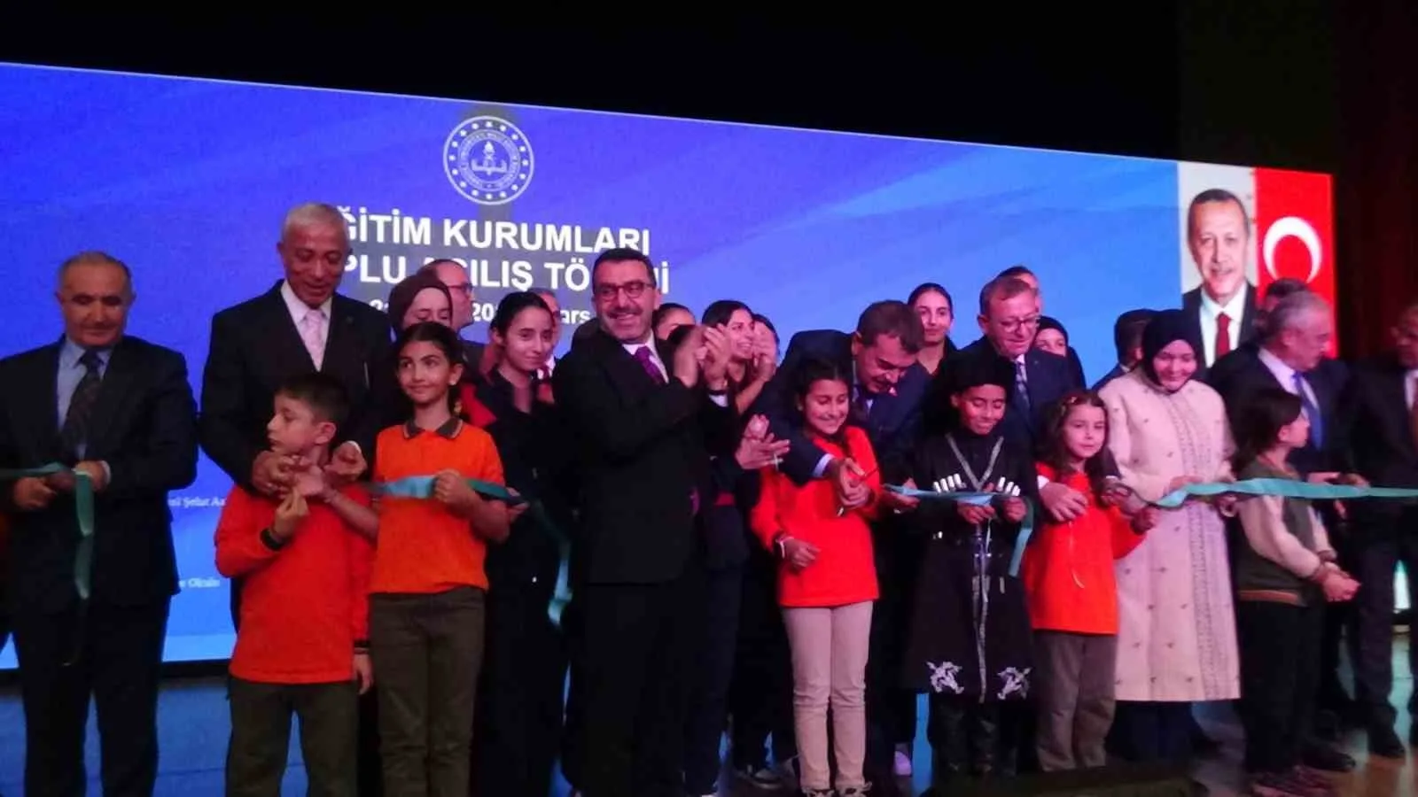 Milli Eğitim Bakanı Yusuf Tekin, Kars’ta eğitim yatırımlarının toplu açılışını