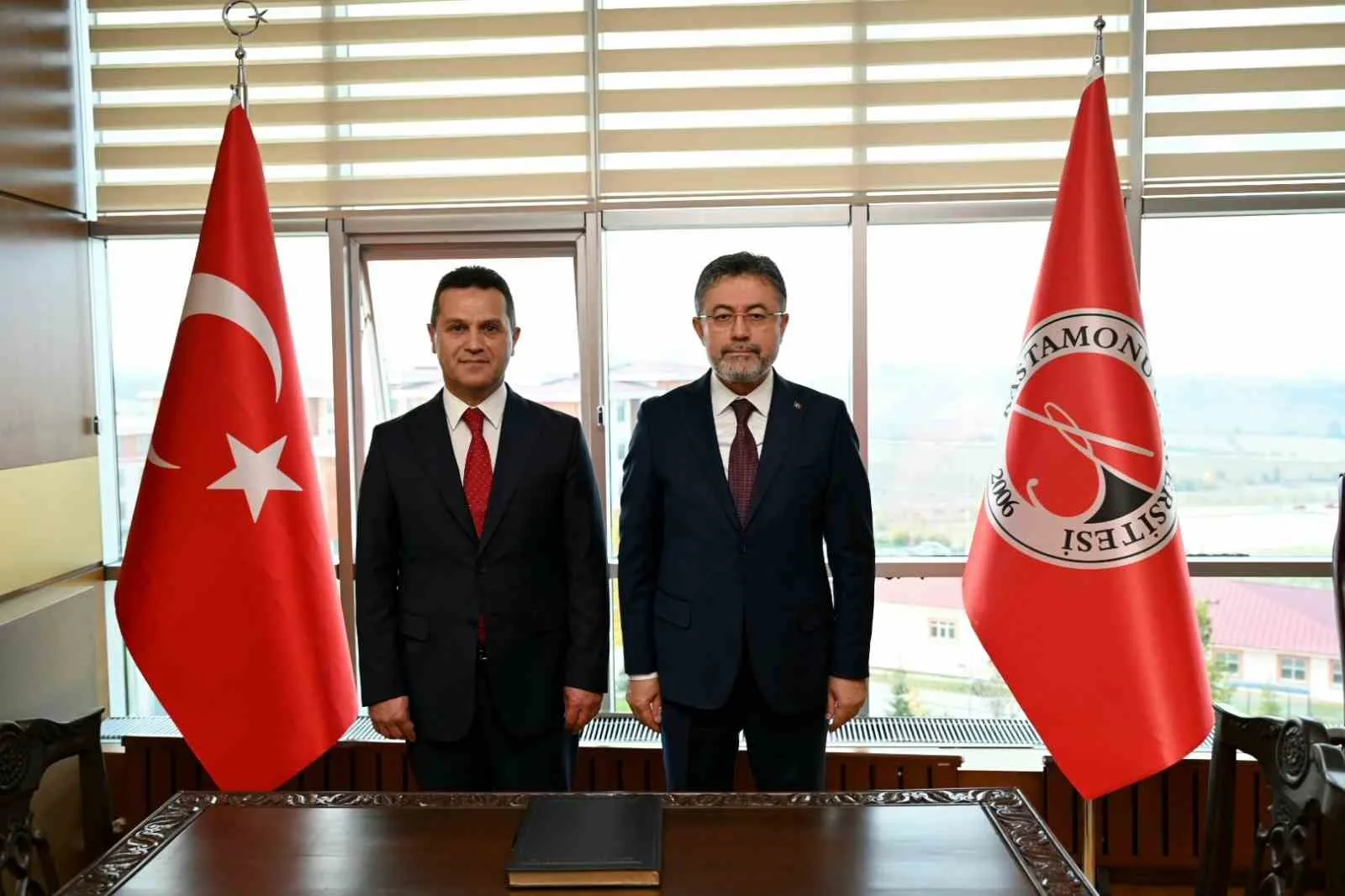 Tarım ve Orman Bakanı İbrahim Yumaklı, Kastamonu Üniversitesi Rektörü Prof.