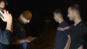 Antalya’da balık tutmak için falezlere inen iki genç, çıkış yolunu