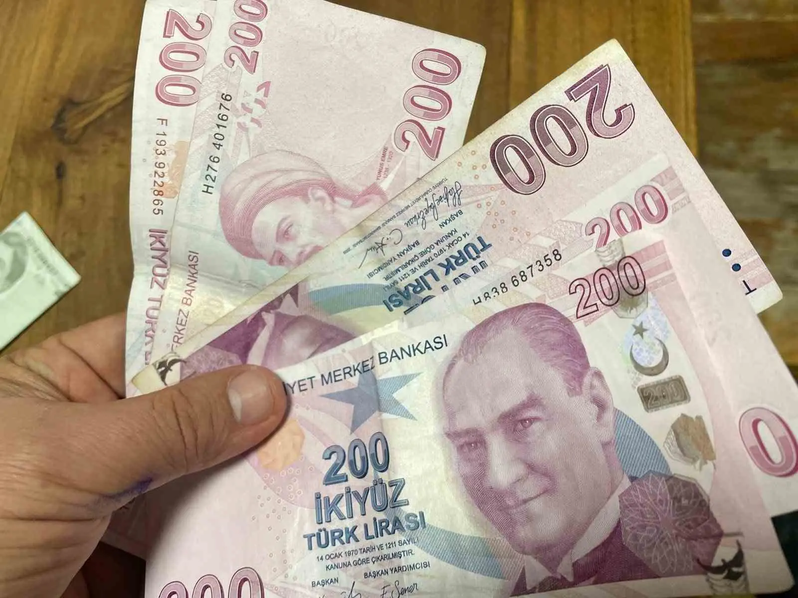 Emeklilere maaş promosyonunda, 100 bin lira kredi, mevduata 50 bin