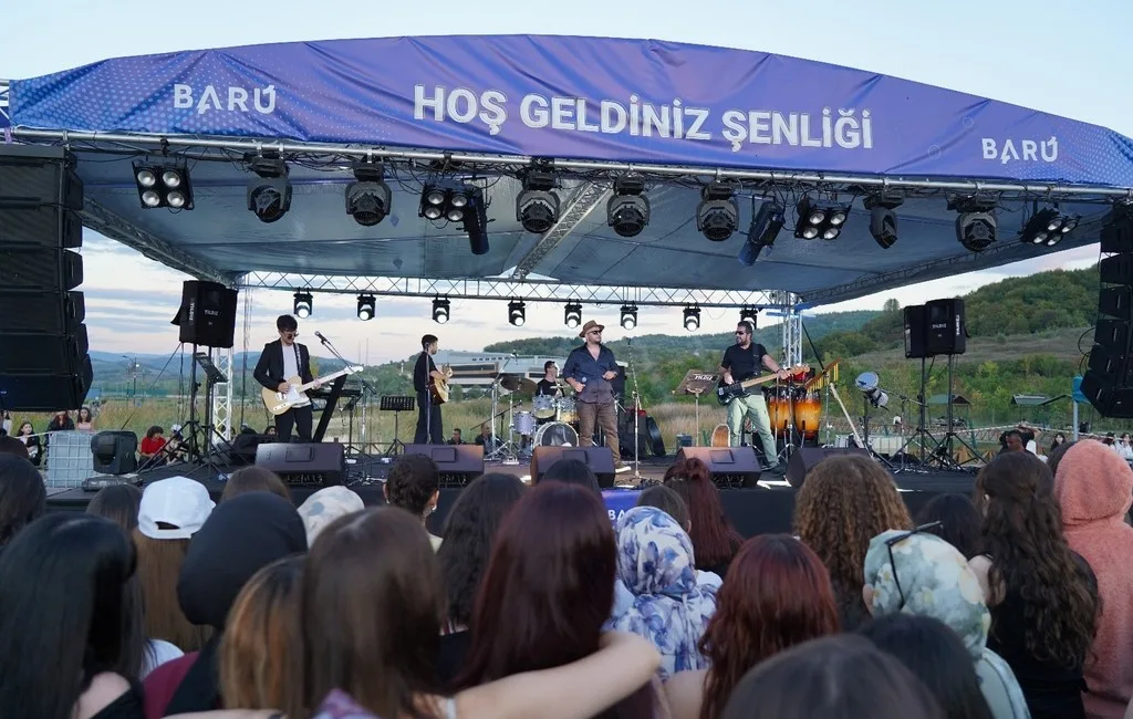 öğretim dönemine coşku içinde başladı. Bartın Üniversitesinde (BARÜ) yeni akademik