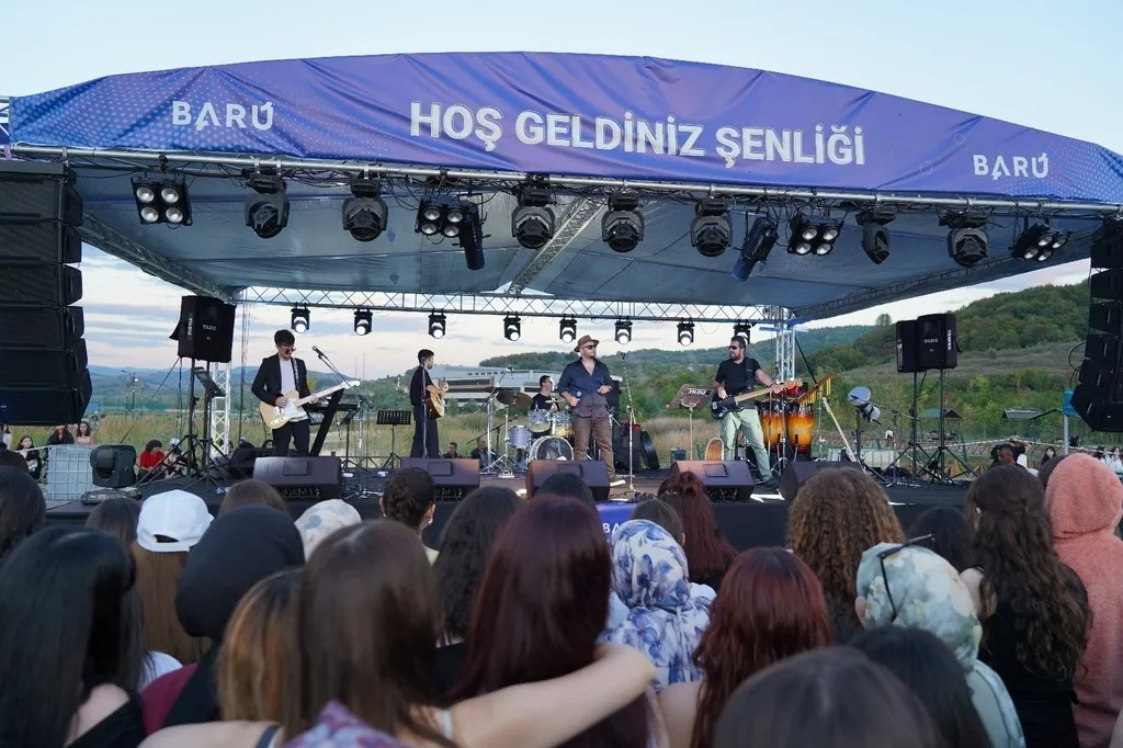 öğretim dönemine coşku içinde başladı. Bartın Üniversitesinde (BARÜ) yeni akademik