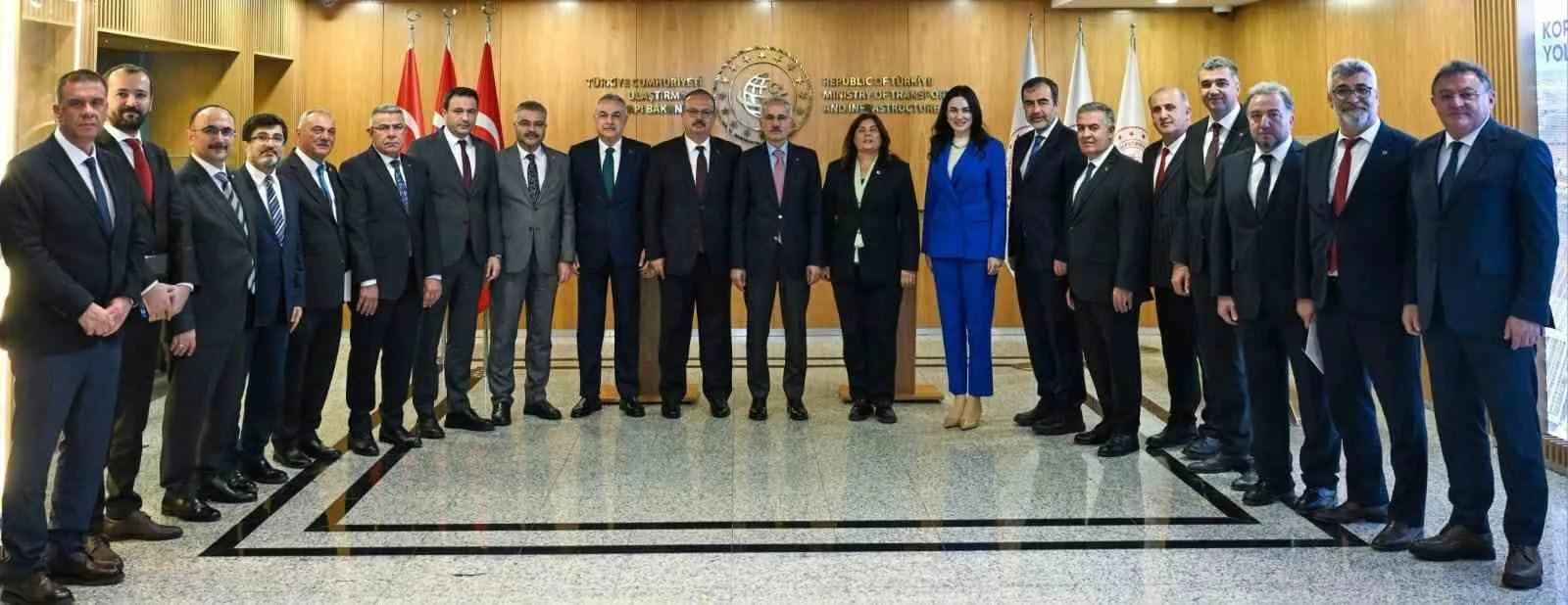 Aydın Valisi Yakup Canbolat başkanlığındaki Aydın heyeti, Ulaştırma ve Altyapı