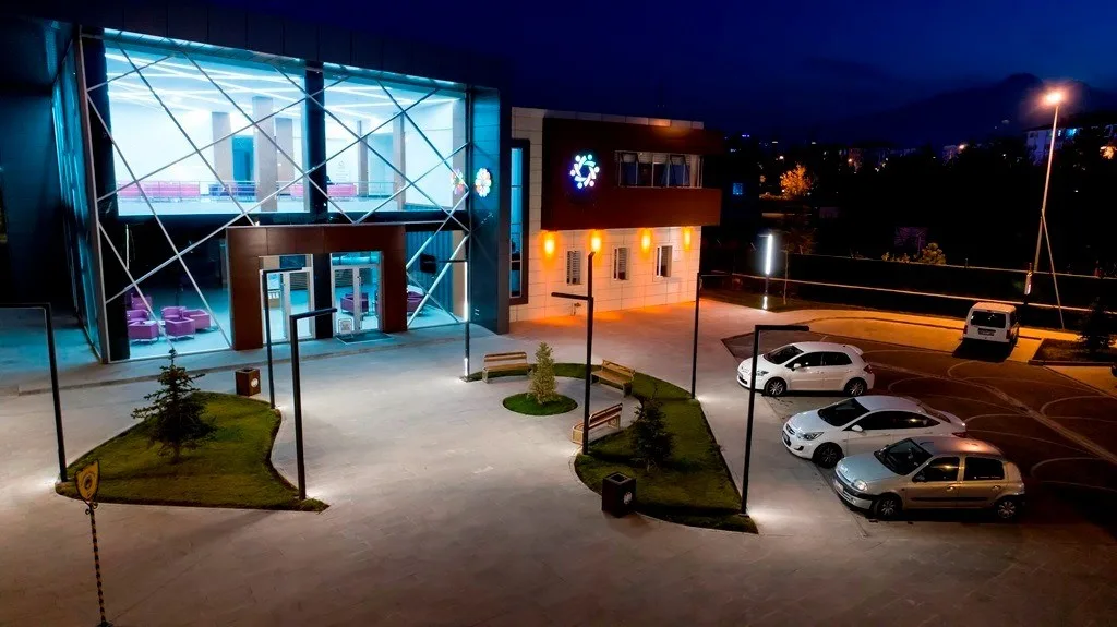 Gecekonduların yerine modern parklar, konforlu yollar, sosyal tesisler ve Kayseri’de