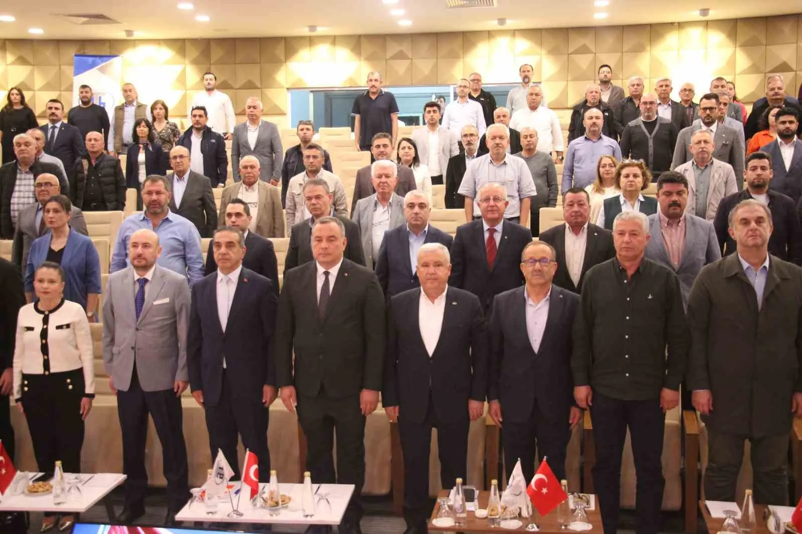 Zeytin ve zeytinyağında yaşanan sorunlar ve çözüm yollarının görüşüldüğü sektör