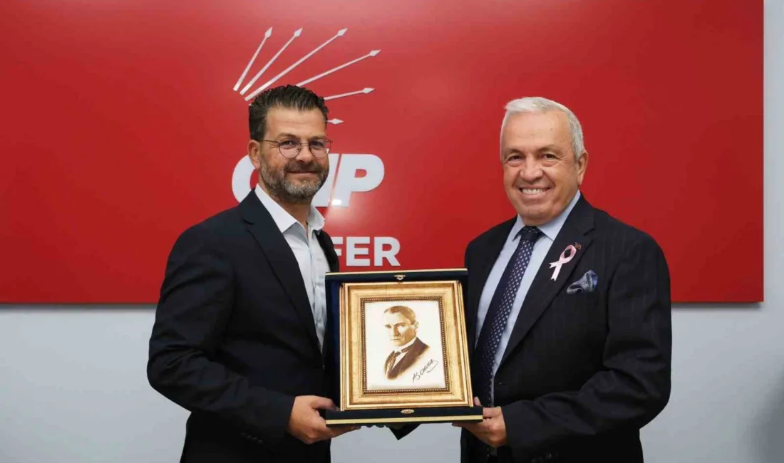 Nilüfer Belediye Başkanı Şadi Özdemir, CHP Nilüfer İlçe Başkanlığı’na yeniden