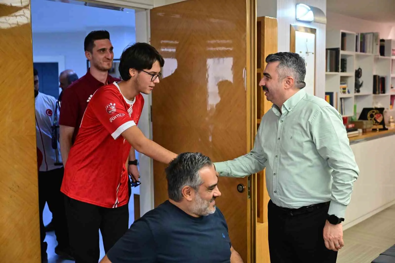 Spor Kenti Yıldırım vizyonuyla, sporu ve sporcuyu destekleyen önemli projelere