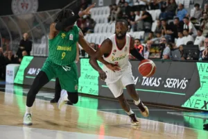 Türkiye Sigorta Basketbol Süper Ligi’nin 3. hafta maçında Manisa Basket,
