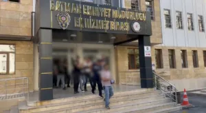Batman’da 1’i polis 7 kişinin yaralandığı silahlı kavga olayı ile