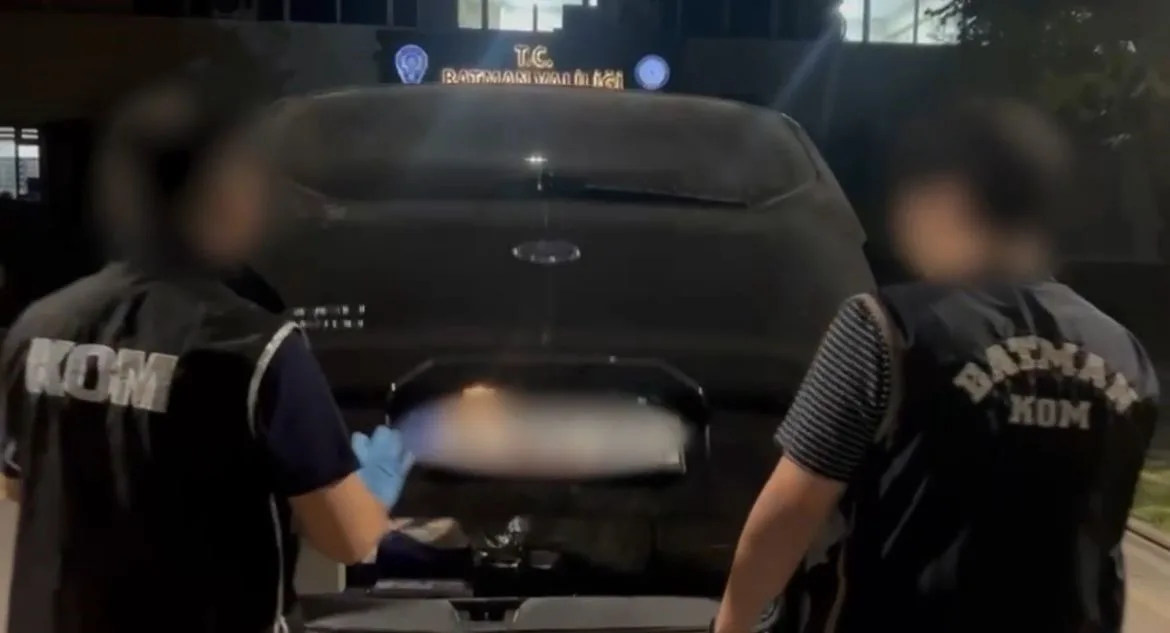 Batman’da durdurulan hafif ticari araçta yapılan aramada 31 bin 410